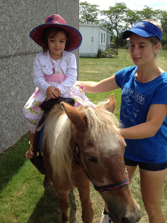 [ella%2520horse%2520back%2520riding%255B5%255D%255B5%255D.jpg]