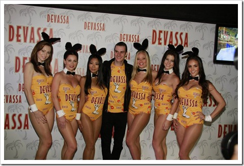 Hugh Hefner filho do dono da Playboy Hugh Hefner filho do dono da Playboy