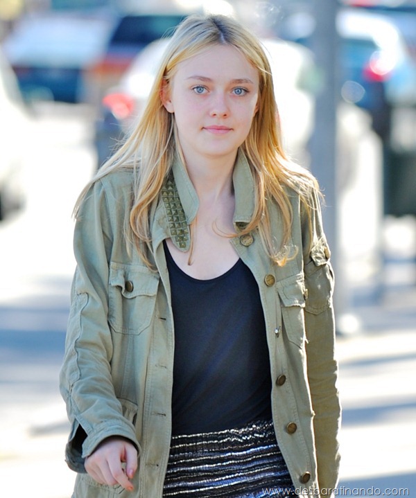 Dakota-Fanning-sexy-sedutora-desbaratinando-sexta-proibida (47)