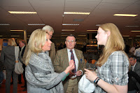2010 05 28 Jeanine Hennis VVD bijeenkomst Bibliotheek S (37).jpg 2010 05 28 Jeanine Hennis VVD bijeenkomst Bibliotheek S (37).jpg