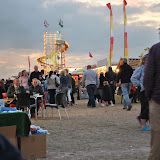 Veel mensen, heel veel mensen, maar door het giga oppervlak, is het goed te doen. De 1e dag van de Steam Fair is ook onze eerste dag. Je kunt dan mooie aanwinsten scoren. In 2012 gaat er een aanhanger mee.