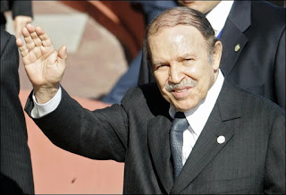 Après 15 ans de règne sans partage, Bouteflika face à son avenir