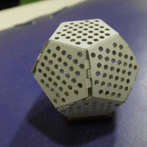 Dodecahedron make-it-yourself lamp