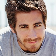 Jake Gyllenhaal bűnügyi tudósítónak áll