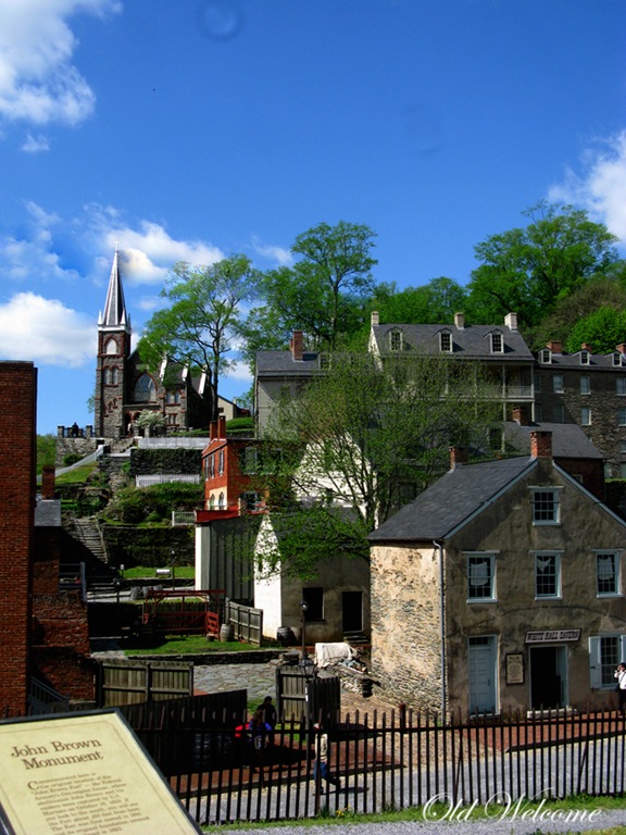 [town-view-harpers-ferry-wv-old-welco%255B1%255D.jpg]