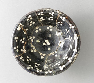Bowl | Origin: Iran, Nishapur | Period: 10th century | Collection: Gift of Karl Loring (M.2001.77.4) | Type: Ceramic; Vessel, Earthenware, underglaze slip-painted, 1 3/8 x 4 3/8 in. (3.49 x 11.11 cm)