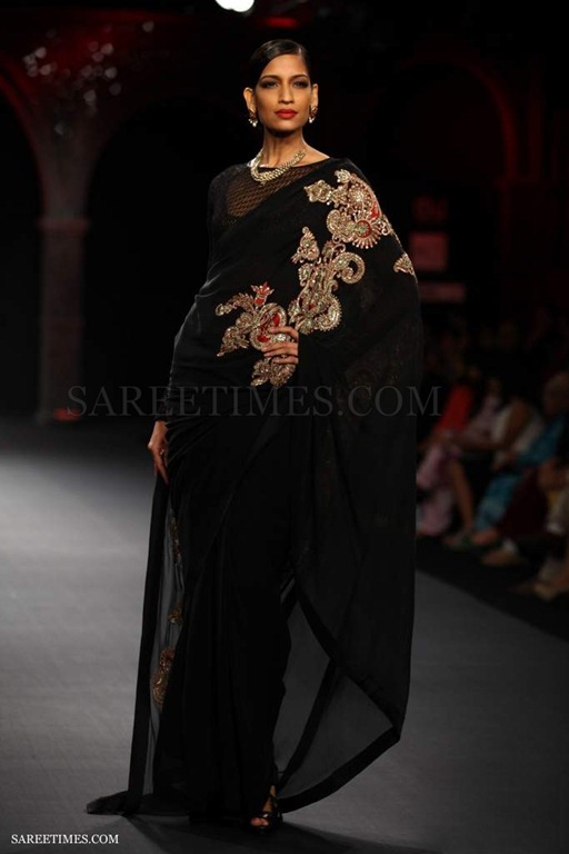 [JJ_Valaya_Black_Saree%255B4%255D.jpg]