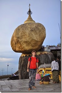 Golden Rock Myanmar Kyaikto 131126_0013