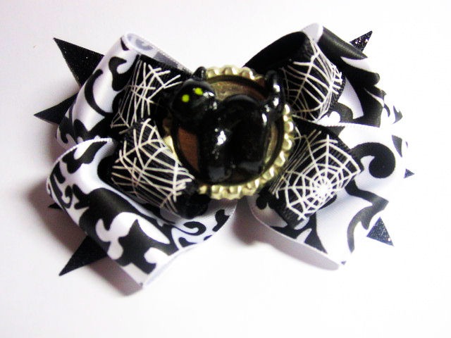 [BlackCatBow-9-29-20118.jpg]