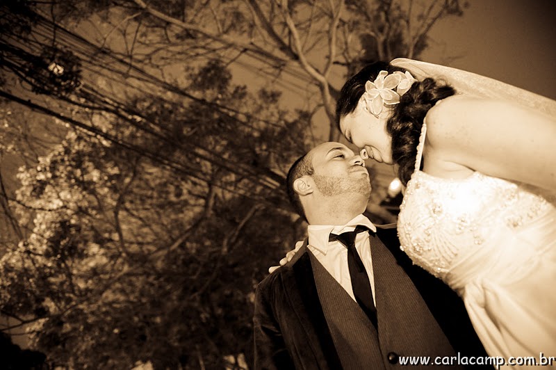 Fotos de Giorgia e Rodrigo. Foto numero 0038. Fotografia (fotografias) das fotógrafas profissionais Carla Camp e Vivi Peres, de São Paulo, SP, que, usando o fotojornalismo, fazem fotos de casamento (fotografia de casamento), fotos infantil (fotografia de crianças), fotos corportativas (fotografia empresarial), fotos de 15 anos (fotografia de 15 anos), fotos de bodas (fotografia de bodas), fotos de grávidas (fotografia de gestantes), fotos de aniversários (fotografia de aniversário), fotos de eventos sociais, foto autoral, fotos de família, fotos de festas e ensaios fotográficos. fotos casamento são paulo de sao video sp filmagem para noivas sampa 15 anos festa infantil crianças aniversario infantis foto videos e festas aniversarios lembrancinha biscuit salão receita doces