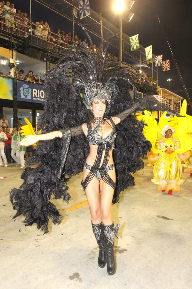 Ana Hickmann