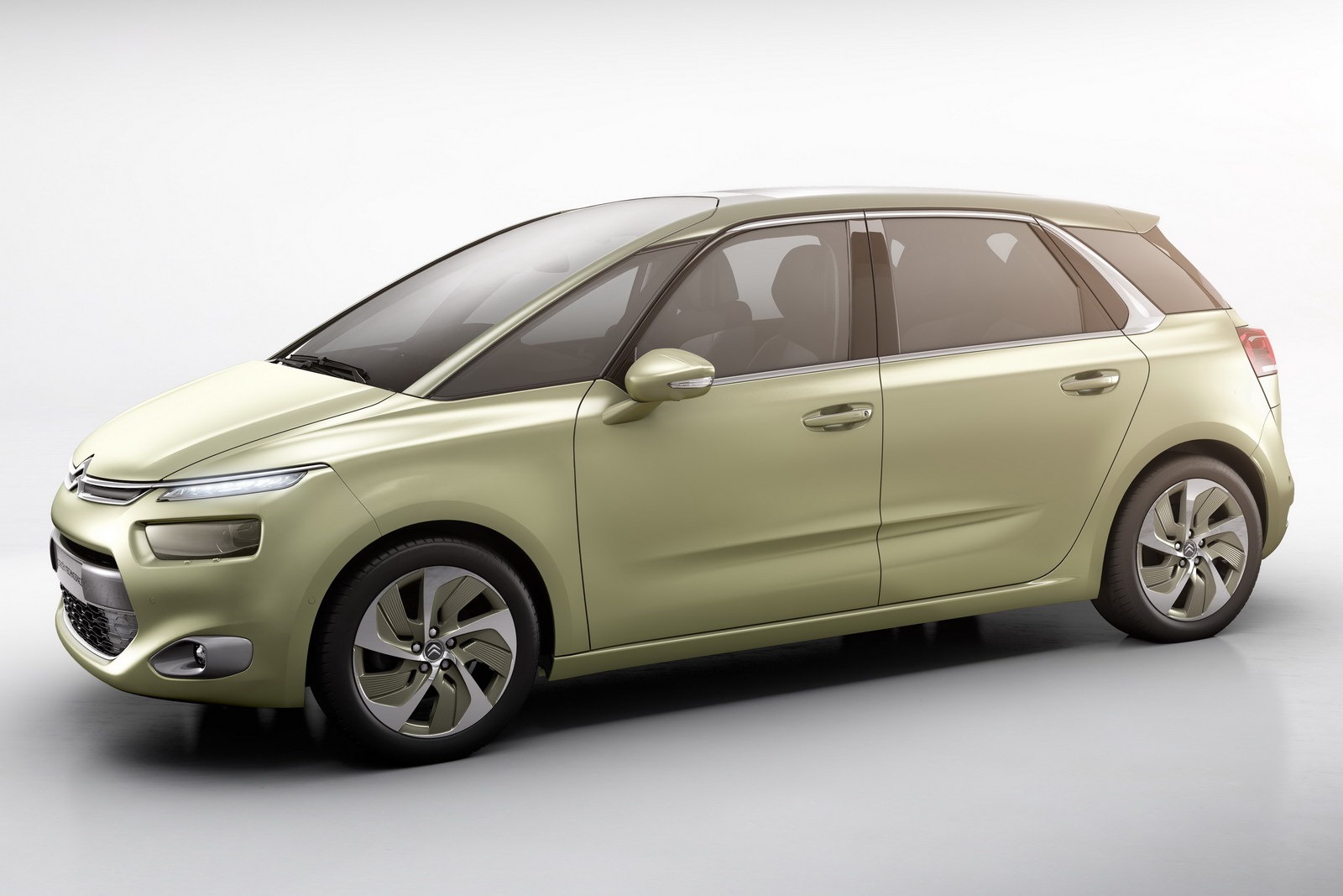 Citroen-Techospace-Concept-2[2].jpg