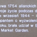 DSC00535.JPG - 26.05.2013. Oosterbeek - cmentarz wojenny - tablica informacyjna
