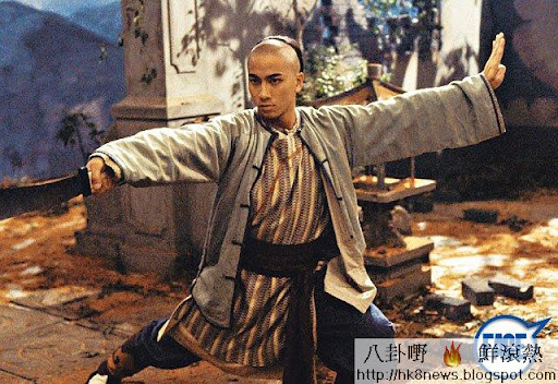 第一次擔正劇集，拍攝《英雄．刀．少年》時，吳卓羲曾經辛苦到想劈炮