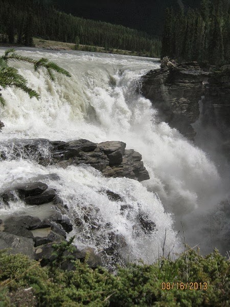 [Athabasca-Falls-Jasper-National-Park%255B4%255D.jpg]