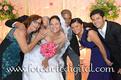 Fotos do evento Paloma e Luciano. Foto numero 6950 do estudio Foto Arte Digital, de Itaborai, RJ, que faz fotografia de casamentos (fotos de casamento), fotos de aniversario (fotografia de aniversario), fotos de 15 anos, fotos de criancas (fotografia infantil), fotos de eventos sociais, videos de casamento, videos de 15 anos, videos de making-of, videos de aniversario, video infantil (video de criancas) e videos de eventos sociais. Fotojornalismo e videojornalismo em Itaborai, RJ.