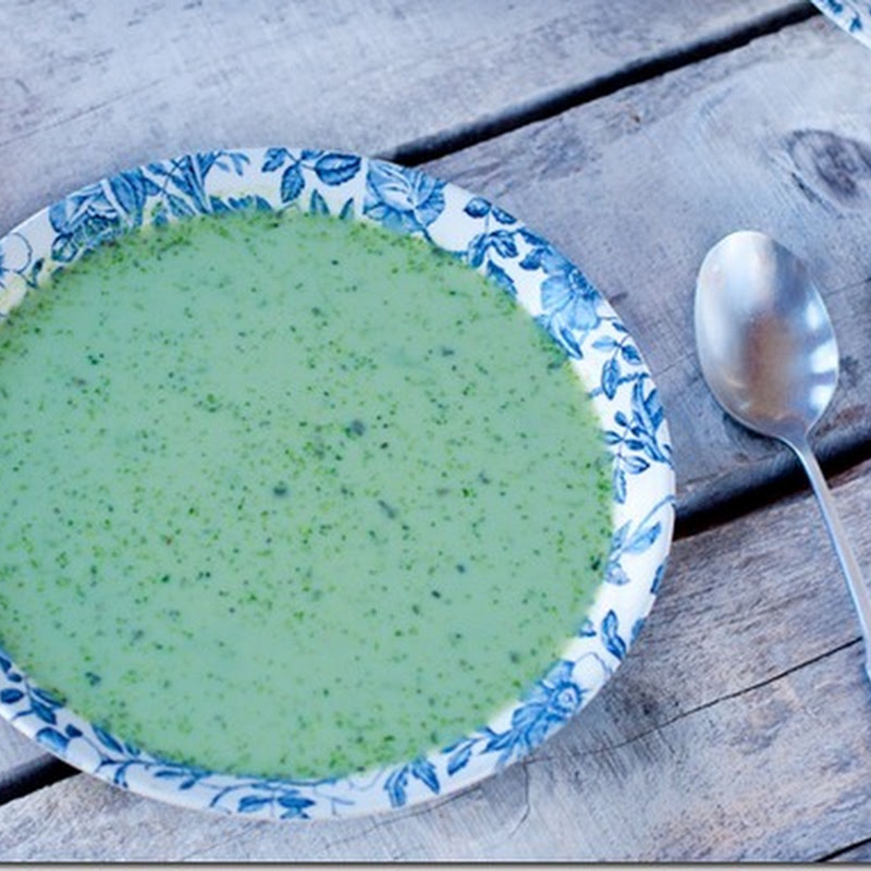 Broccoli kale rice soup