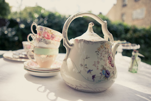 Vintage Crockery to hire