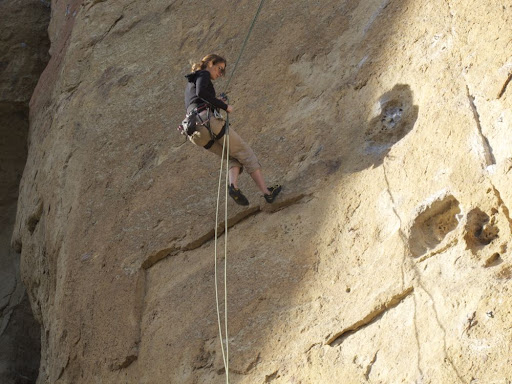 Ana repelling