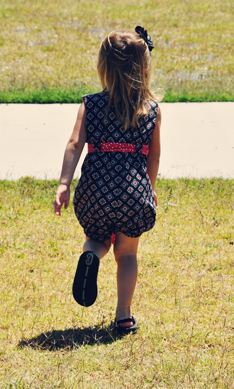 [romper0023.jpg]