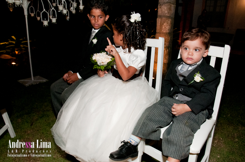 Fotos de Casamento Camila e Lucas. Foto numero 54930030 do estudio L&D Producoes, do Rio de Janeiro, RJ. Andressa Lima e equipe fazem fotos de casamento (fotografias de casamentos), fotos de making-of (making of de noiva), fotos de eventos sociais, fotos de casal (ensaios fotograficos de e-session), videos de casamento (filmagem de casamentos), videos de making-of e videos de eventos sociais. Fotojornalismo e videojornalismo no Rio de Janeiro, RJ. Casamento Camila e Lucas fotos casamento rio de janeiro fotografias casal rj foto eventos noiva ensaio fotografico brasileiras buffet roupas vestido estudio