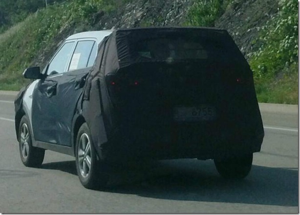 rear-of-the-Hyundai-mini-SUV-spied-in-South-Korea