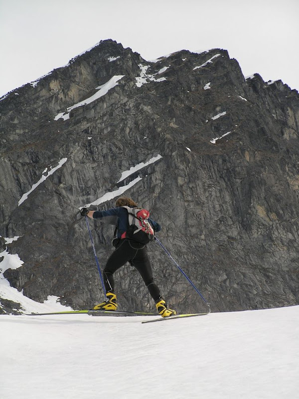 Crust Ski to Reed Lakes
