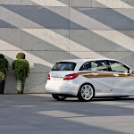 2011 Mercedes-Benz B-Klasse E-CELL Plus 008.jpg