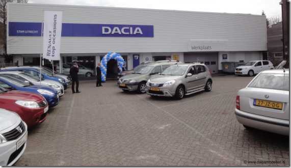 Dacia Store Utrecht 02