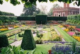 [gardenarchitecture10.jpg]