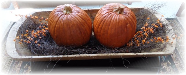 [Trencher%2520with%2520pumpkins%25201%255B3%255D.jpg]