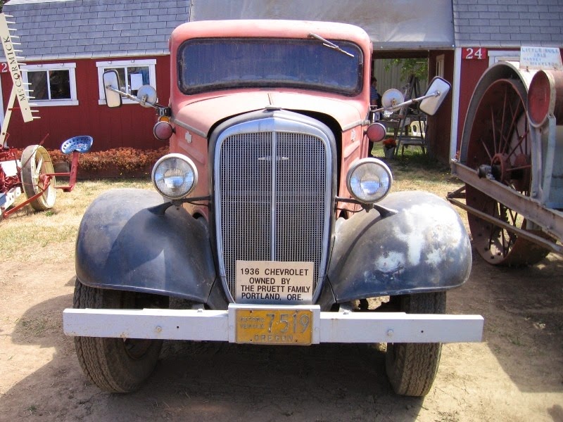 [IMG_2431-1936-Chevrolet-Tank-Truck-a.jpg]