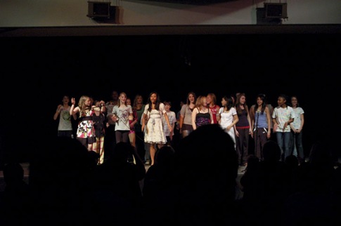 [2011_0428_HMSTalentShow-7-w%255B2%255D.jpg]