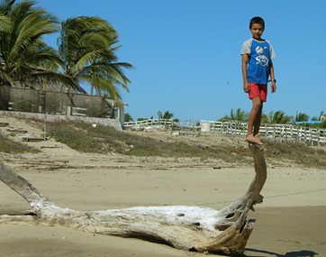 Perula Beach Kid