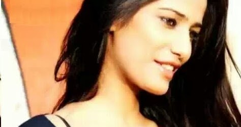 Sizzling Photoshoot: Poonam panday