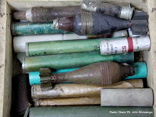 Des explosifs dans un dépôt d'armes à Kinshasa. Radio Okapi/ Ph. John Bompengo