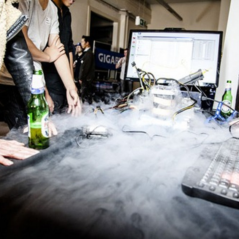 Atomic & GIGABYTE's OC and games night a hit, TeamAU takes global world records with left over LN2!