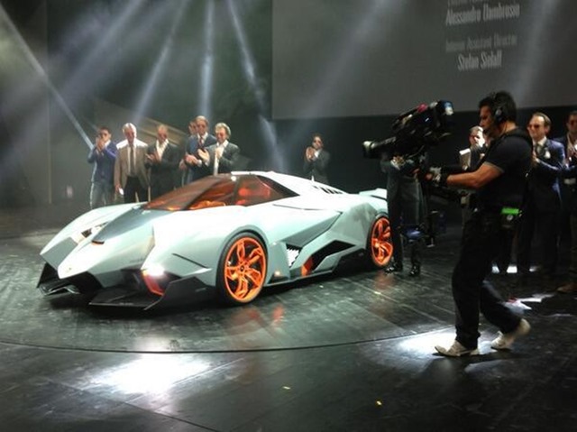 Lamborghini-Egoista-1