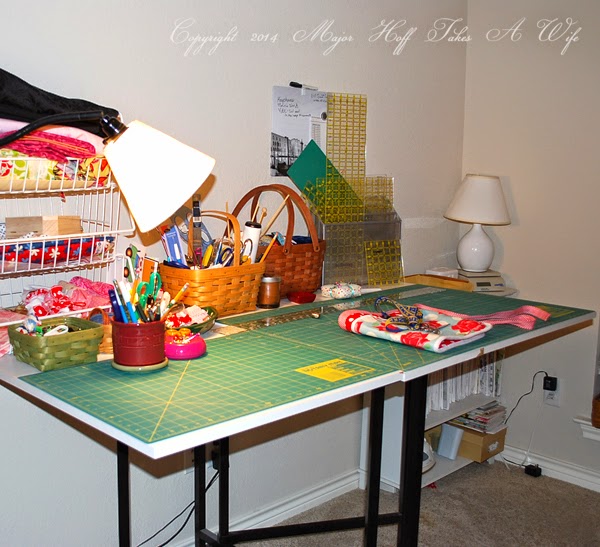collapsable Cutting table.jpg Collapsable Cutting table