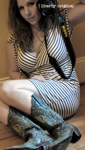 [Boots%2520muted%2520too%255B5%255D.jpg]