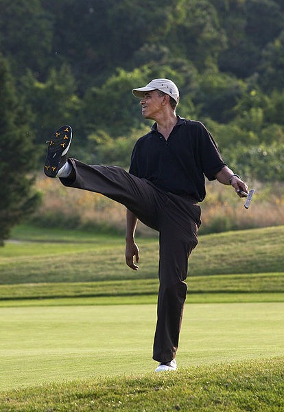 [414px-Barack_Obama_playing_golf%255B3%255D.jpg]