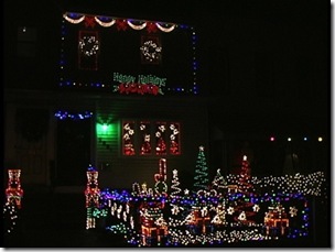 best-decorated-christmas-homes-jersey-city-3jpg-55c19f7043dcf4ff_large