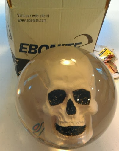 Ebonite Skull bowling ball