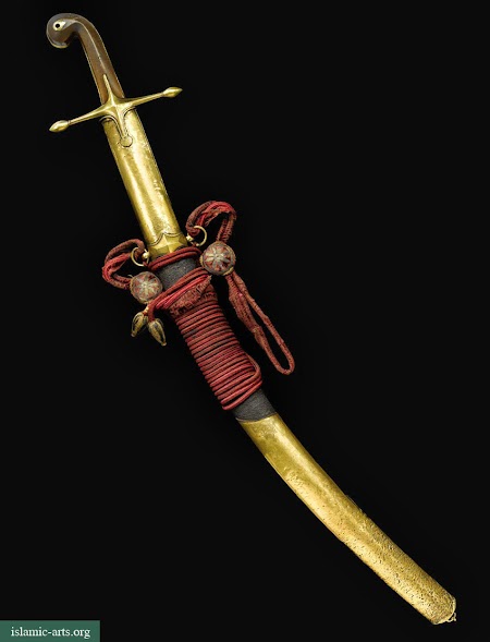 A RARE OTTOMAN SOLID GOLD-MOUNTED SWORD (KILIJ) AND SCABBARD, TURKEY