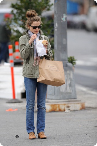 Keri Russell Keri Russell Eats Lunch Meatpacking 4MHD-VEJhial