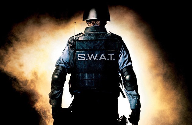 [SWAT-the-movie-HR%2520-%2520copia%2520-%2520copia%255B4%255D.jpg]