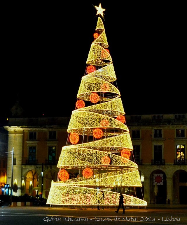 [Gl%25C3%25B3ria%2520Ishizaka%2520-%2520Luzes%2520de%2520Natal%25202013%2520-%2520LISBOA%2520-%25203a%255B10%255D.jpg]