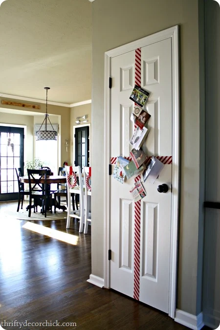 easy door holiday card display