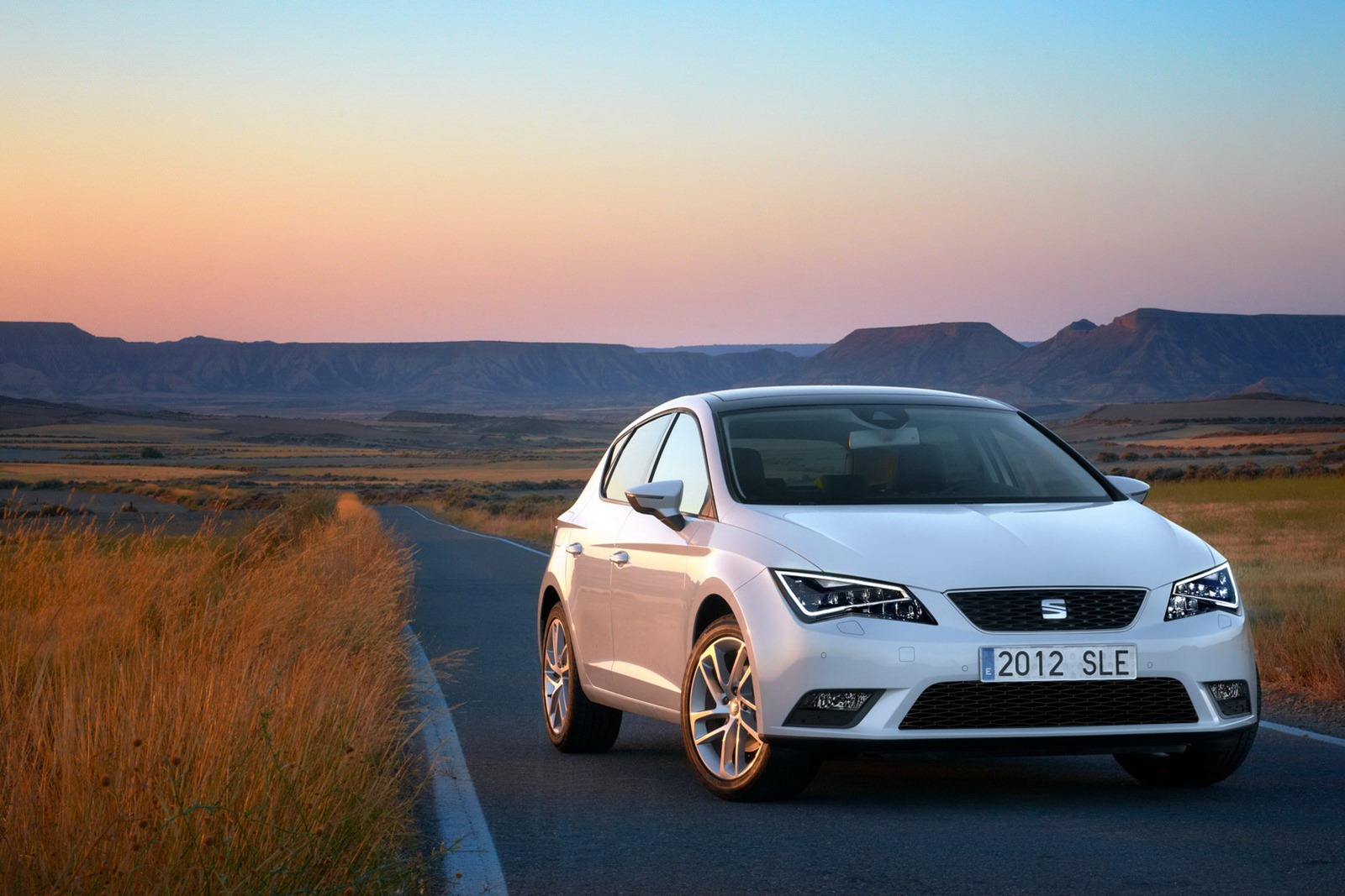 [SEAT-Leon-2013-29%255B2%255D.jpg]