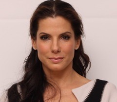 Sandra Bullock és Melissa McCarthy zsarus mókázása